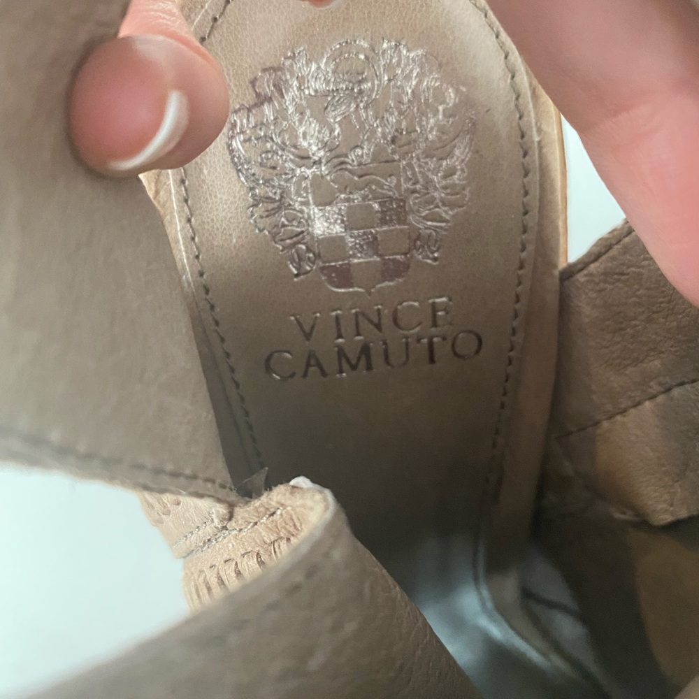 Vince Camuto Karenta leather open toe shoes tan size 10 - Picture 10 of 14